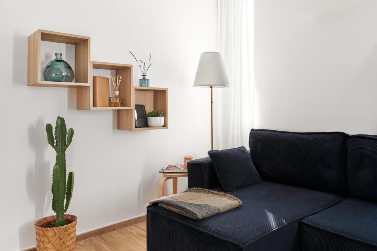 La Maison Blue, Between Portello-fiera-mico-citylife Mailand